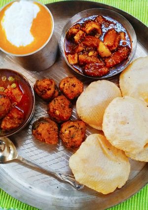 A picture of Authentic Gujarati Thali.