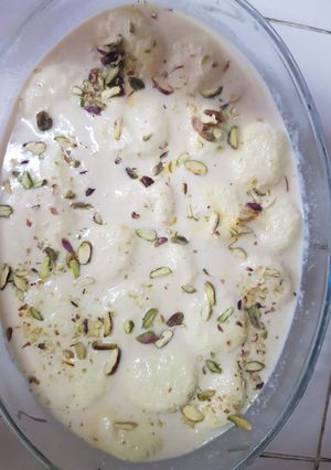 A picture of Bread Rasmalai.