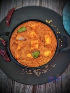 કઢાઈ પનીર (Kadhai Paneer Recipe In Gujarati) રેસીપી મુખ્ય ફોટો