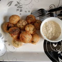 Stuffed Appe With coconut chutney A picture of Stuffed Appe With coconut chutney.