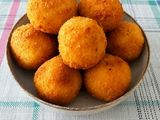 Arancini (αραντσίνι) με μοτσαρέλα