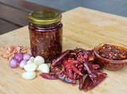 Gambar chili oil cabe kering