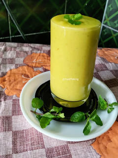 A picture of Pineapple Shake.