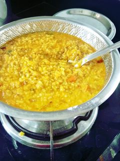 खिचड़ी (khichdi recipe in Hindi) रेसिपी मुख्य फोटो