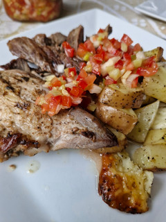 Una foto de Papas Rústicas asadas