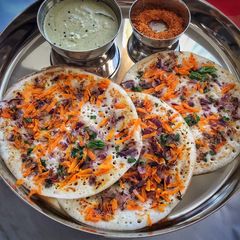 A picture of Vegetable Uthappam.