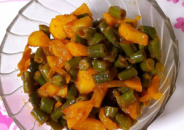 Simple Way to Make Quick Green Beans and Potato Stir fry