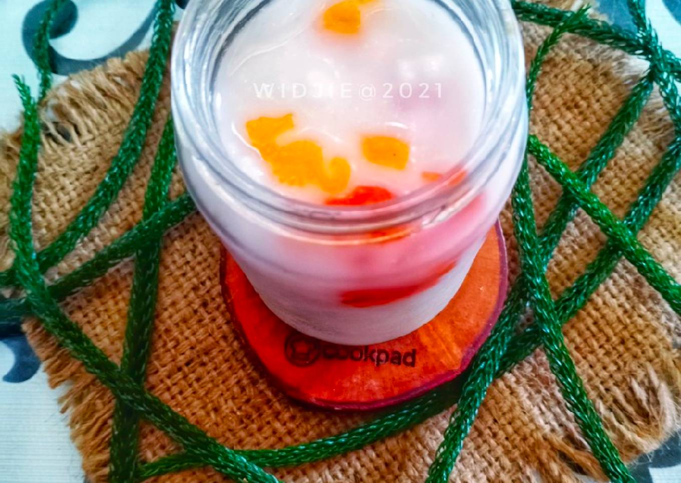 Es Susu Nata de Coco