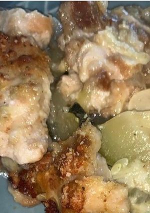 A picture of Chicken zucchini and stuffing bake.