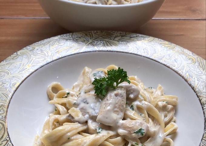 CHICKEN FETTUCCINE ALFREDO 🤤🤩🤤