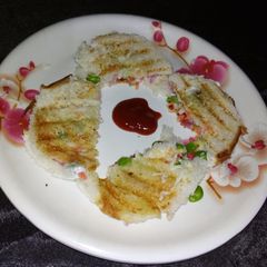 A picture of Mayo and cheese sandwich.