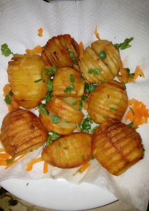 A picture of Garlic potatoes.