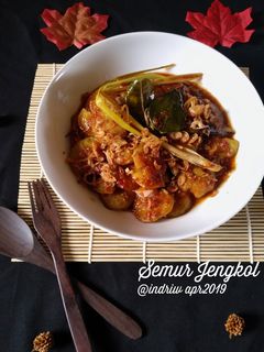 Foto resep Semur Jengkol Legit Ala Ibuku