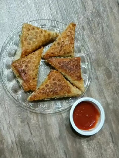 عکسی از دستور سمبوسه سیب زمینی