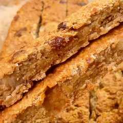 รูปของ Cemilan Oat Banana Sehat