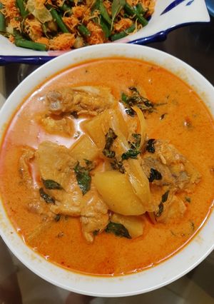 Foto resep Gulai Ayam Daun Kemangi