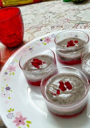 A picture of Buckwheat firni with flavoured Gond katira or Badam pisin.