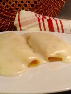 Una foto de Crepes de jamón y queso con bechamel
