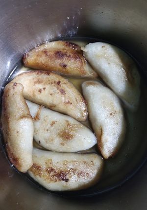 ভাজা পুলি(bhaja Puli recipe in Bengali) রেসিপির প্রধান ছবি