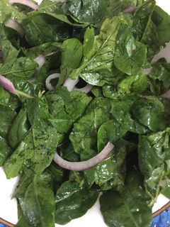 A picture of Rocket salad.