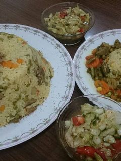 صورة لوصفة رز بالخضار واللحمة ع طريقتي 😁