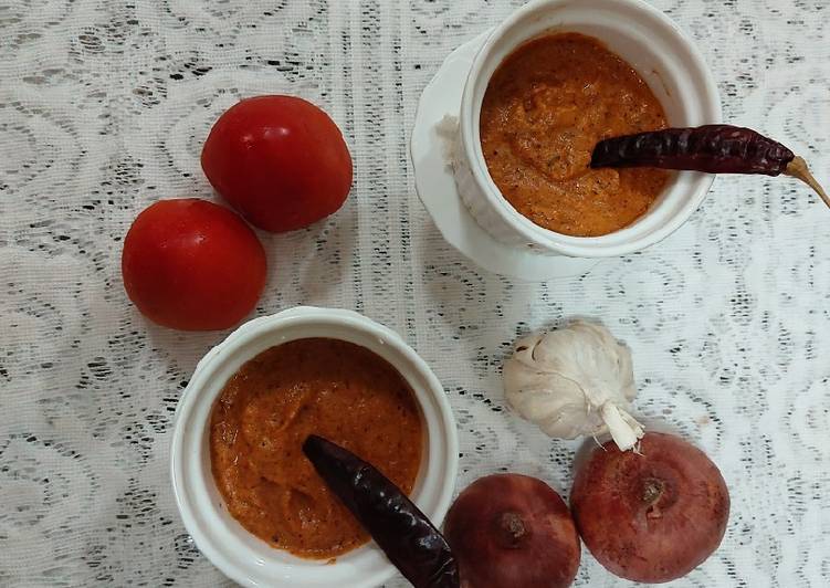 Step-by-Step Guide to Prepare Favorite Onion and tomato chattny