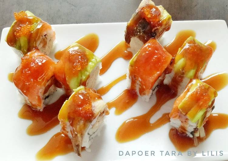 Bagaimana Cara Menyiapkan Sushi Salmon yang Spesial