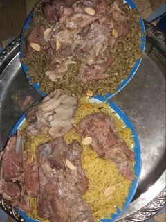 صورة لوصفة مكبوس لحم وفريكةً