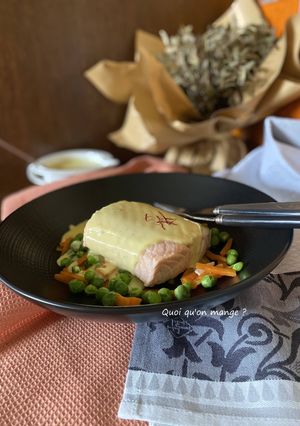 Une photo de Filet de saumon - sauce au safran