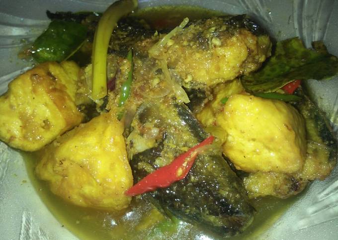 Wajib coba! Resep buat Lele goreng bumbu acar kuning+tahu dijamin gurih