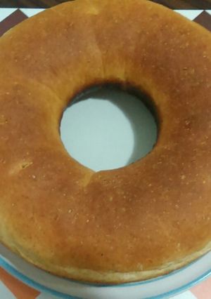 Una foto de Rosca de pan en cazuela horno (horno milagro)