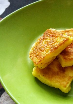 A picture of French Toast (Toddler Meal).