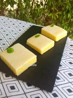 Una foto de Lemonies (brownie de limón)