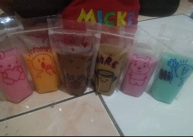 Bagaimana Membuat Pudot (puding sedot) yang Bisa Manjain Lidah
