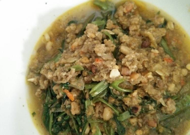 Kangkung tumis oncom
