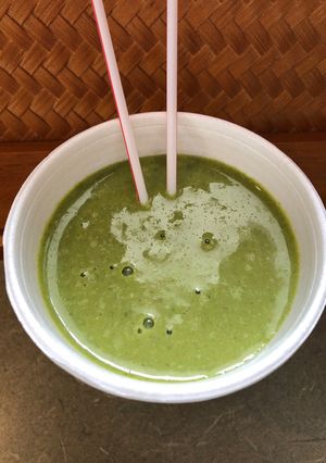 A picture of Banana 🍌 Apple 🍎 Pie 🥧 Spinach Shake.