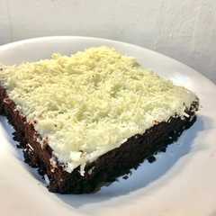 Cake Coklat Moist Cuma Diaduk, Tanpa Telur, SP dan Mixer রেসিপির প্রধান ছবি