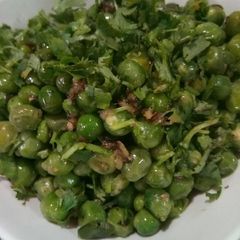 A picture of Green Pea Ghughuni.