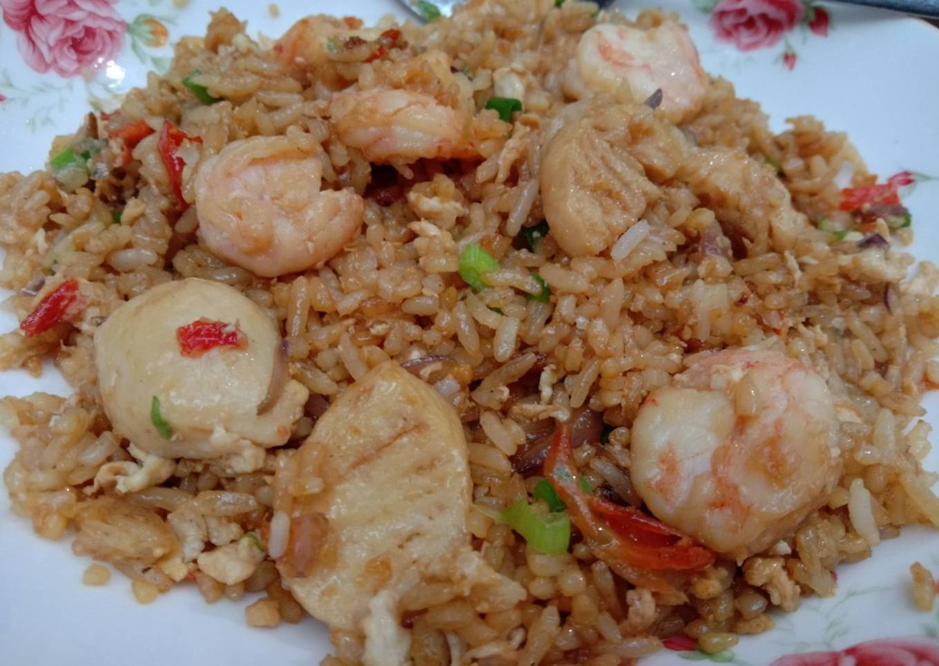 Nasi goreng dengan seafood