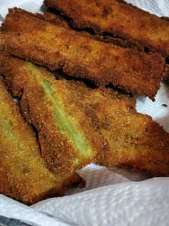 Una foto de Milas con pencas de acelga🥬