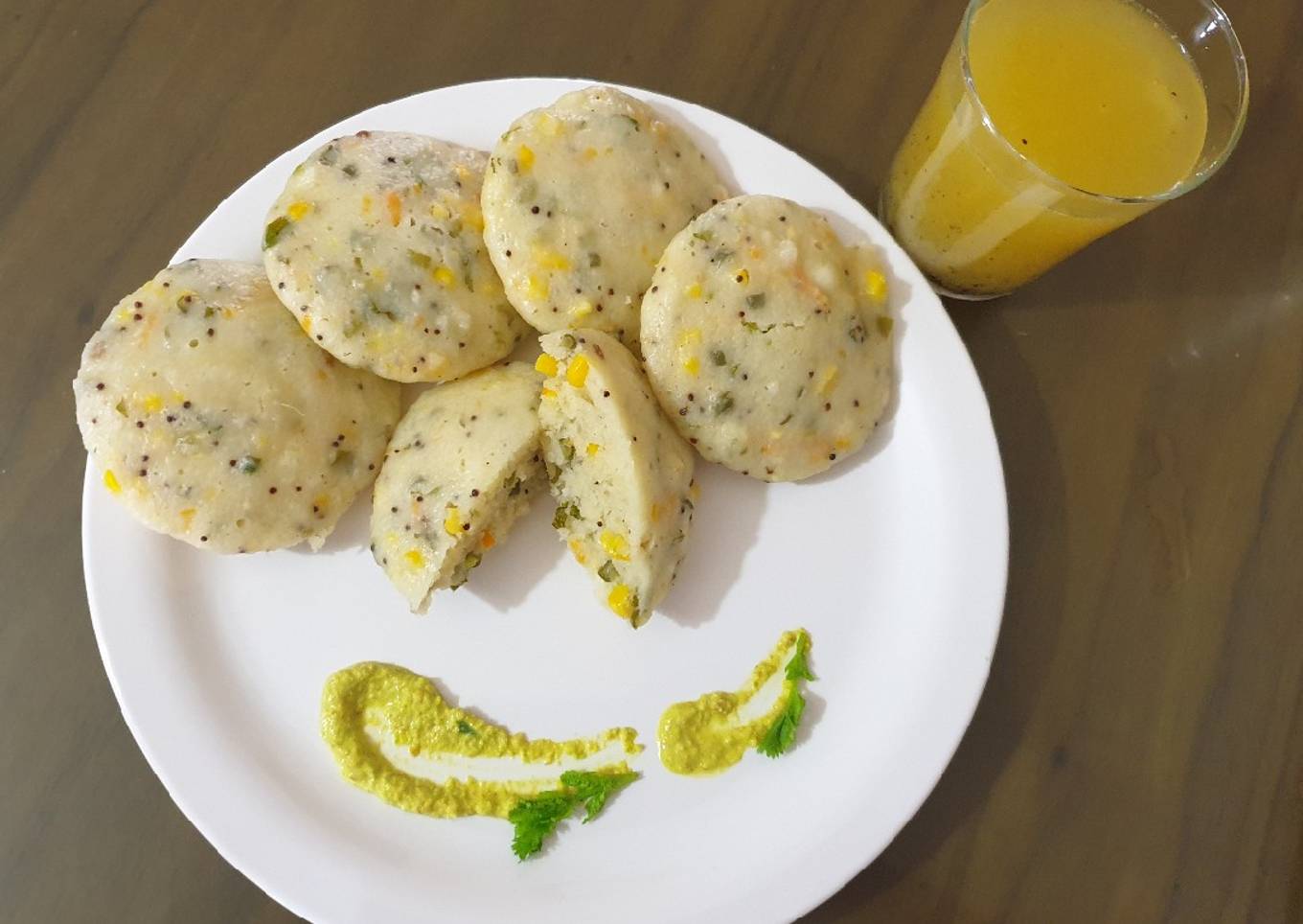 Veg, Tadka Idli
