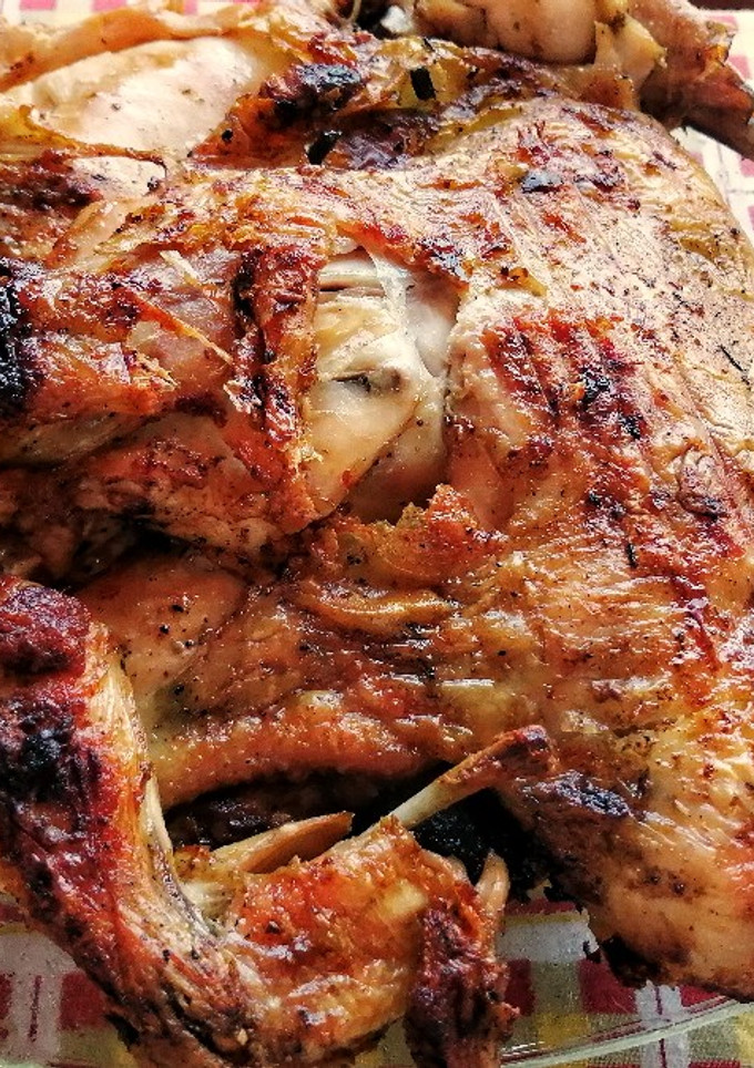 Una foto de Pollo a la parrilla o barbacoa