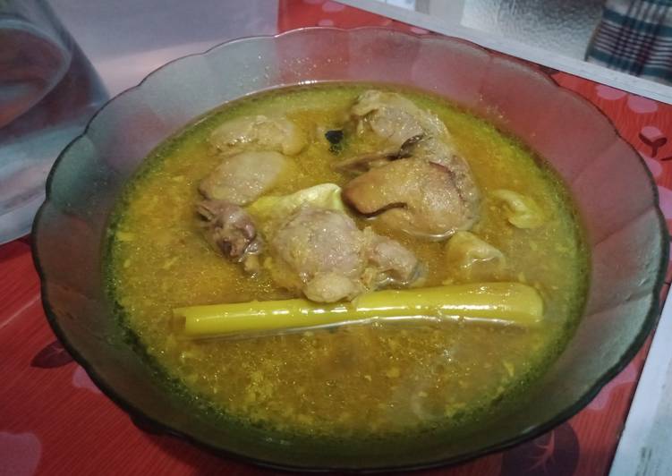 Ati ampela masak sayur kuning