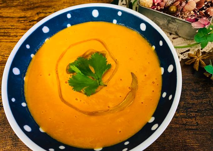 Cream Cheese and Tomato Veg Soup