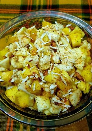 A picture of Chatpati fruit chaat.