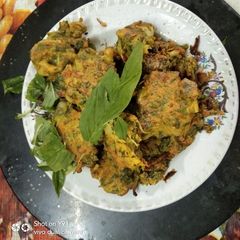 Data Saag Pakodas A picture of Data Saag Pakodas.