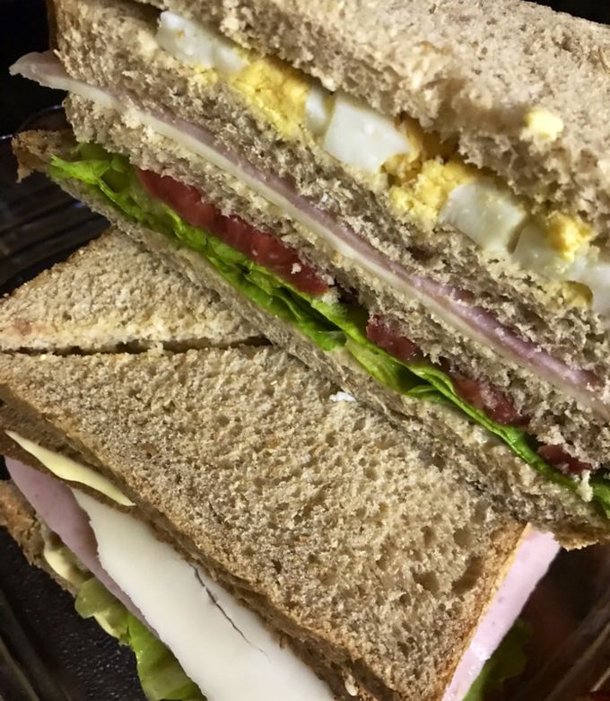 Una foto de Sándwich de verduras 🍅