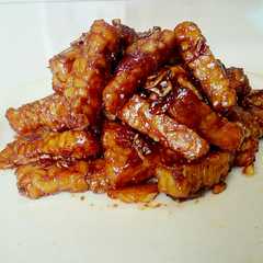 A picture of Tempe orek.