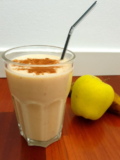 Una foto de Batido de plátano y manzana