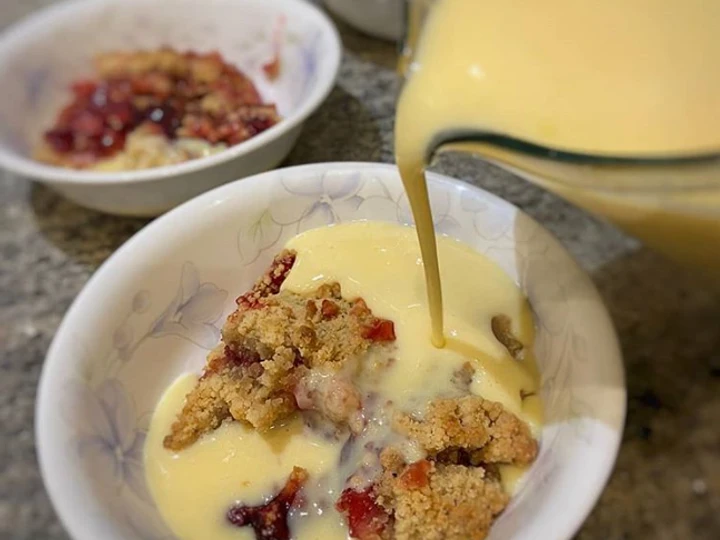 Recipe Apple and blackberry crumble which Delicious